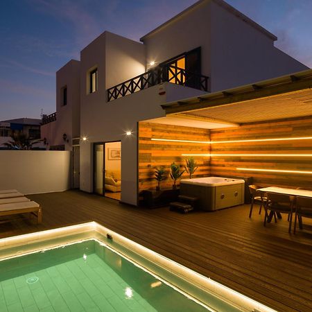 Villa Victoria - Playa Blanca 外观 照片